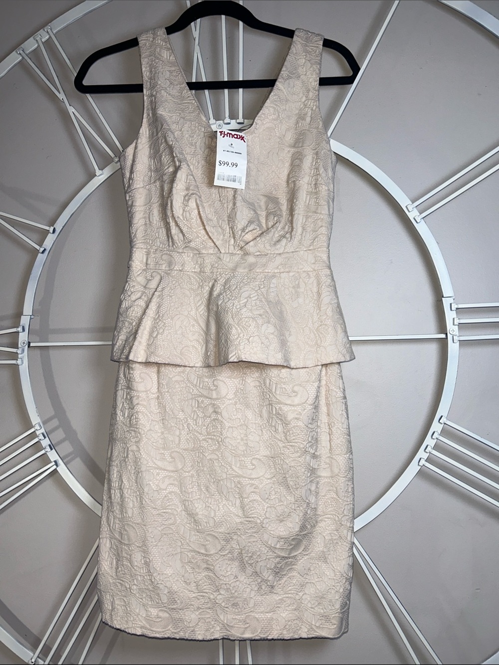NWT Belle Badgley Mischka Cream Floral Brocade Jacquard Peplum Midi Sheath Dres